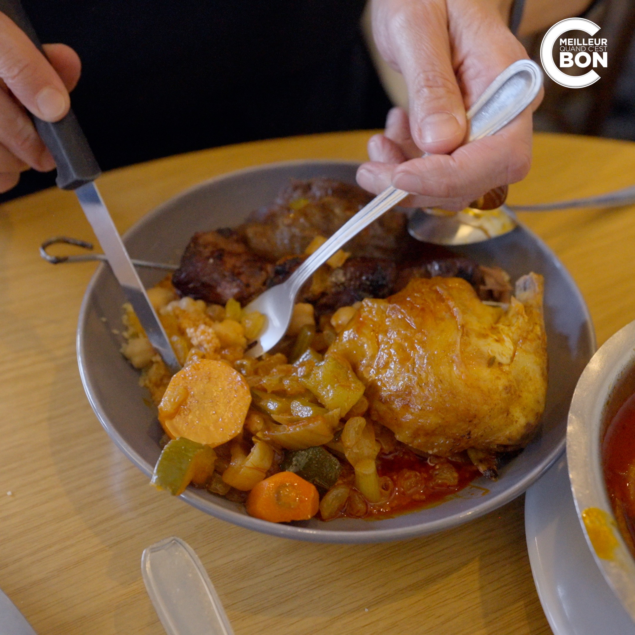 Lire la suite à propos de l’article Au Banquier